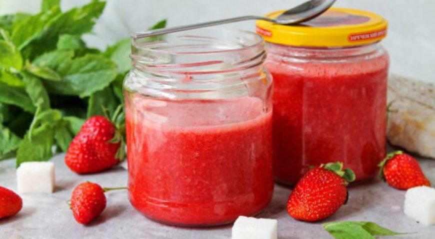 Клубничное пюре